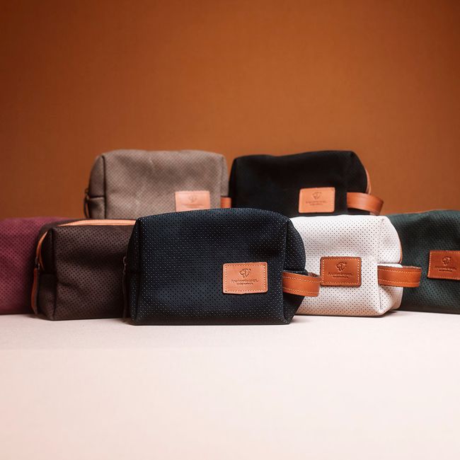 necessaire-anatomicgel-marrom-05 necessaire-anatomicgel-marrom-05