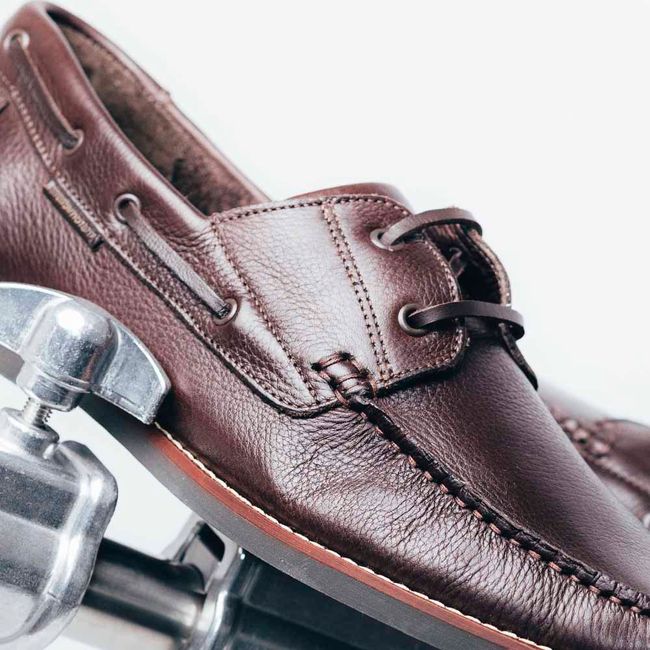 dockside-anatomicgel-1905-floater-brown-06 dockside-anatomicgel-1905-floater-brown-06